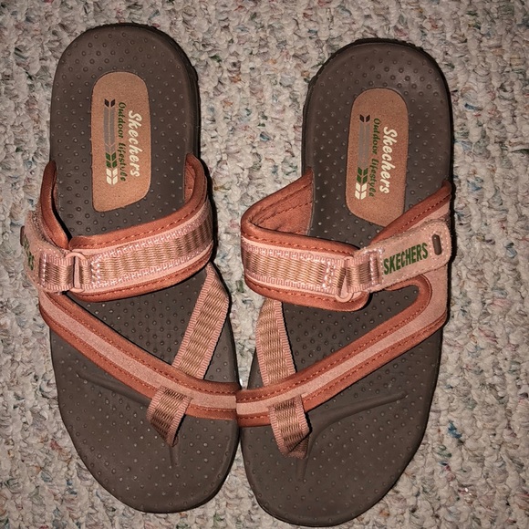 skechers slides with velcro fastening